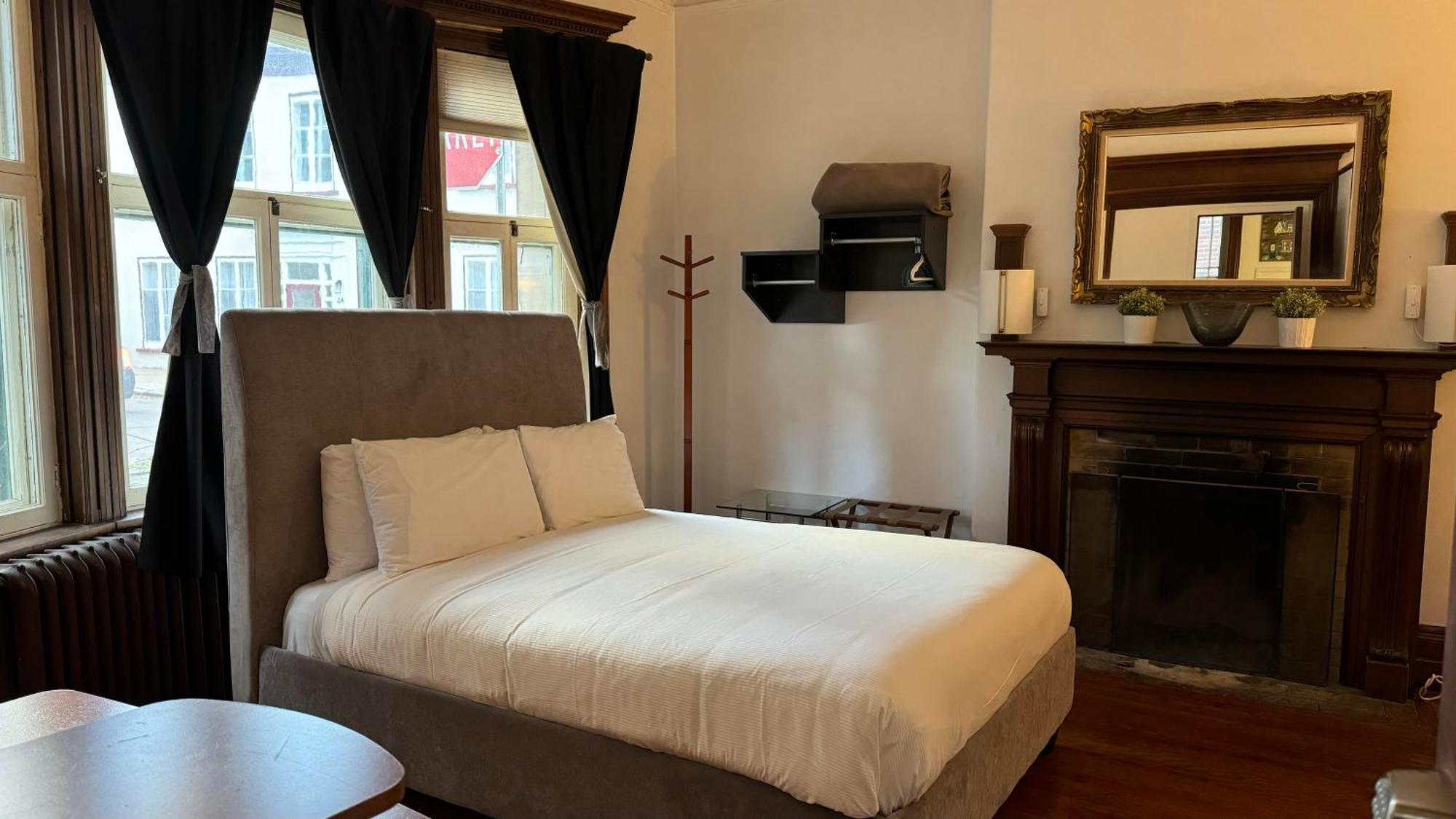 E-Hotel Des Grisons Québec Eksteriør bilde