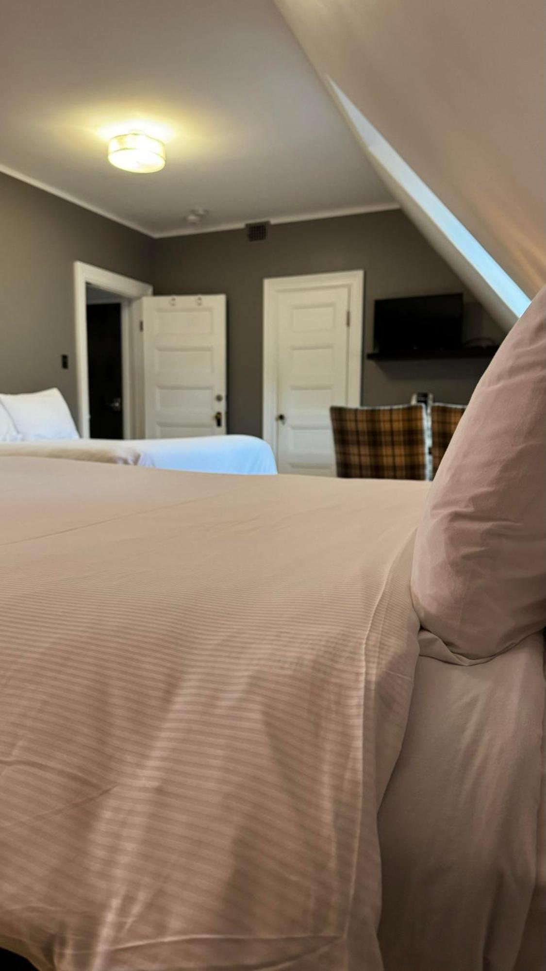 E-Hotel Des Grisons Québec Eksteriør bilde